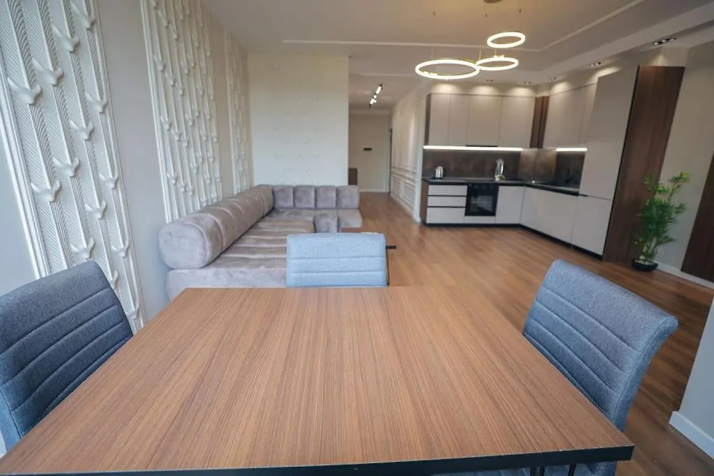 Miku Apartment-Upscale 2Bdr Apartment With A Spectacular View Tirana