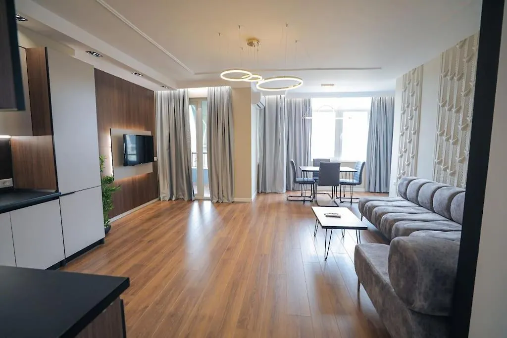 Miku Apartment-Upscale 2Bdr Apartment With A Spectacular View Tirana 0*,  Albanien